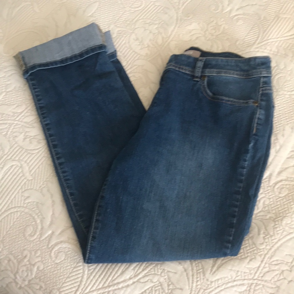 🛑 1 hour sale. Chico’s capri jeans - Picture 2 of 6